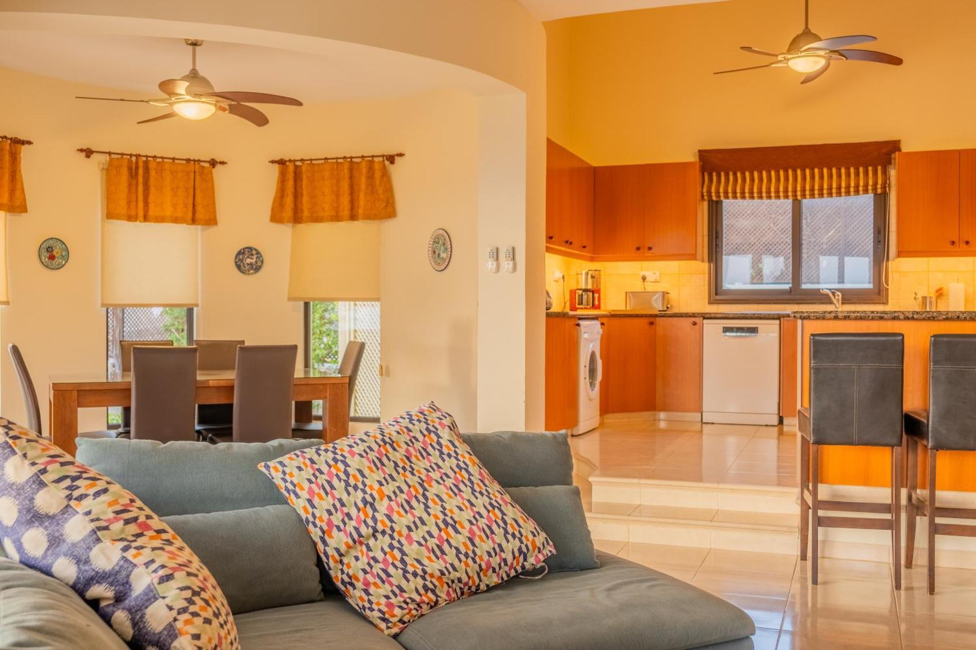 Villa Panorama - Stunning Views In Villa With Hot Tub, Pool, Garden Kouklia Exterior foto